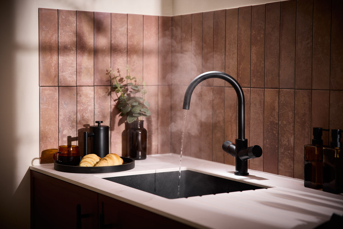 3 in 1 Boiling Water Tap U Spout Black